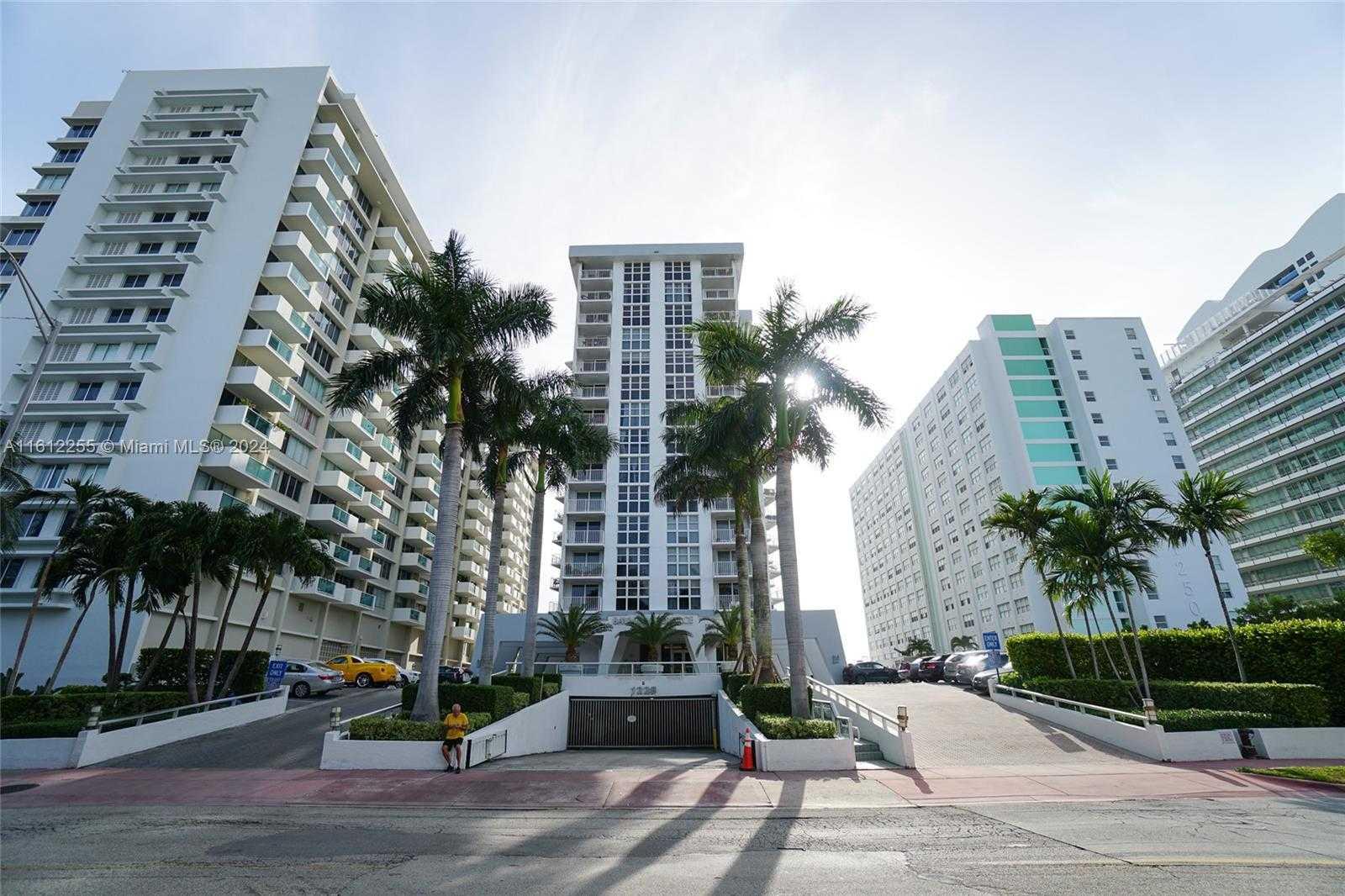 1228 West Ave 513, Miami Beach, Condo,  for sale, Juan Manuel  Munoz R, Ancona Real Estate Inc.