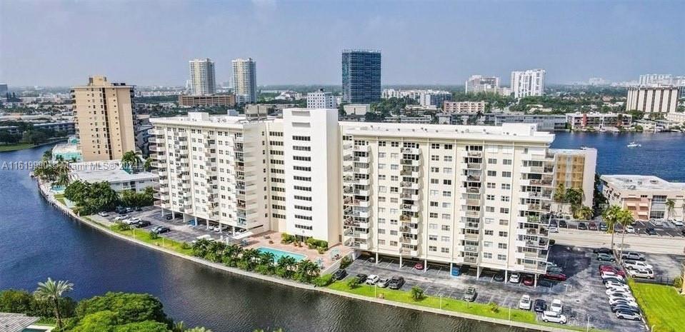 401 Golden Isles Dr 1106, Hallandale Beach, Condo,  for sale, Juan Manuel  Munoz R, Ancona Real Estate Inc.