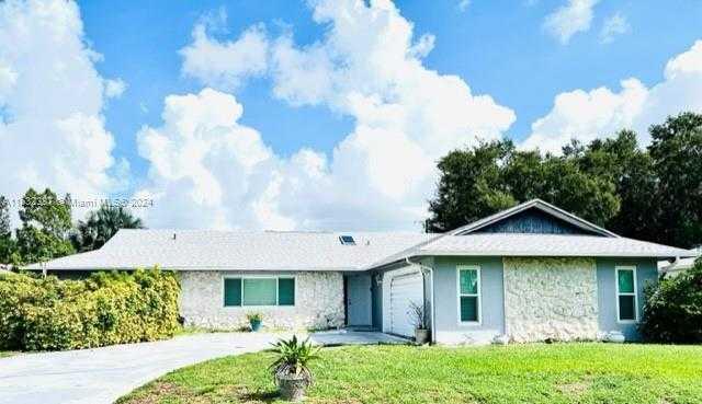 2329 Fern Cir, Port St. Lucie, Single Family Home,  for sale, Juan Manuel  Munoz R, Ancona Real Estate Inc.