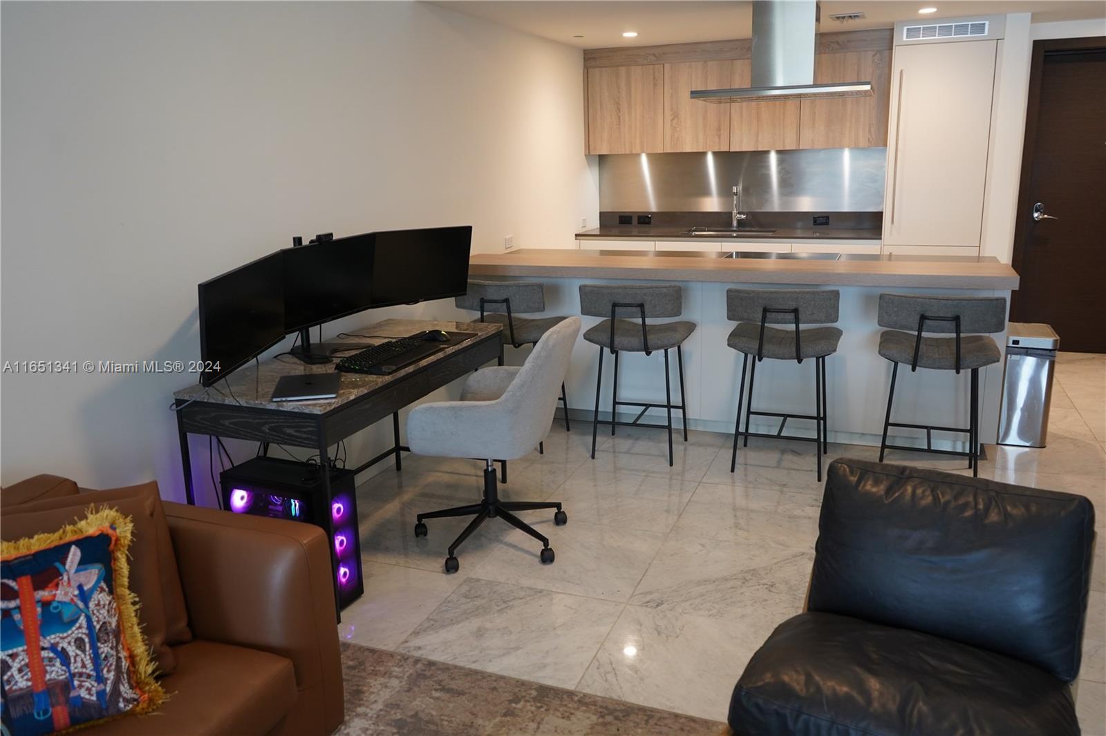 1000 Brickell Plz 2514, Miami, Condo,  for rent, Juan Manuel  Munoz R, Ancona Real Estate Inc.